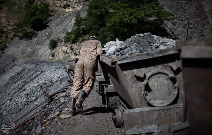نماد یک شرکت فعال در حوزه زغال سنگ در فرابورس درج شد