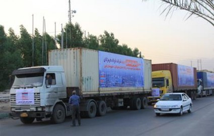 کمک رسانی فولاد هرمزگان به زلزله زدگان استان هرمزگان